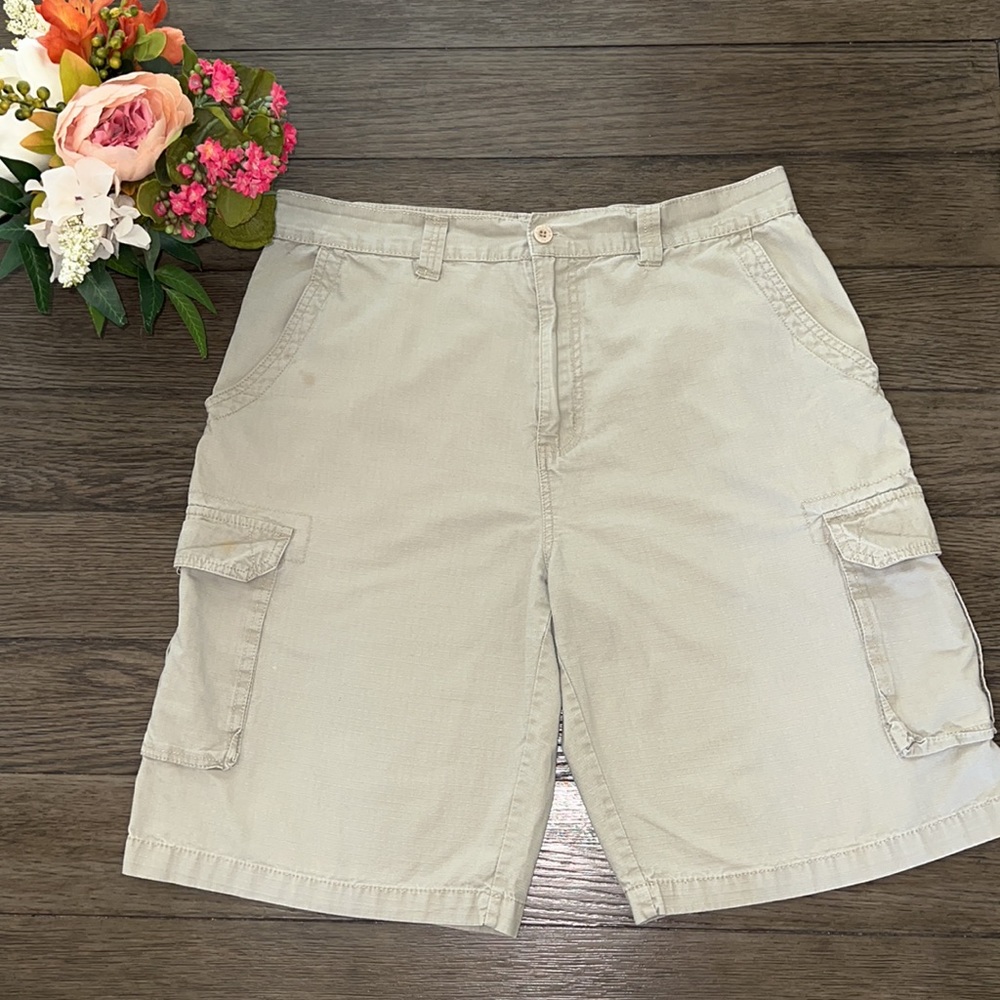 Beverly Hill Polo Club men’s khaki cargo shorts - Picture 5 of 14
